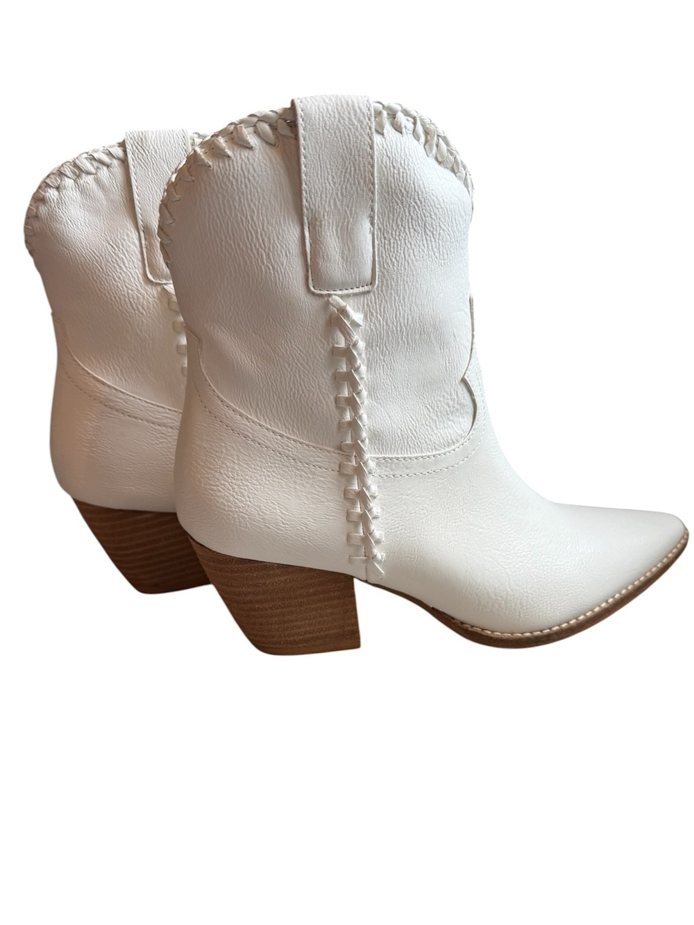 NWOB BEAST FASHION White Western Ankle Cowgirl Boots with heel size 7.5